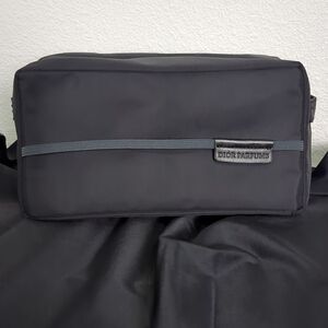 💯 Dior Parfums NWOT VIP Unisex Travel Toiletry Bag in Black Nylon.